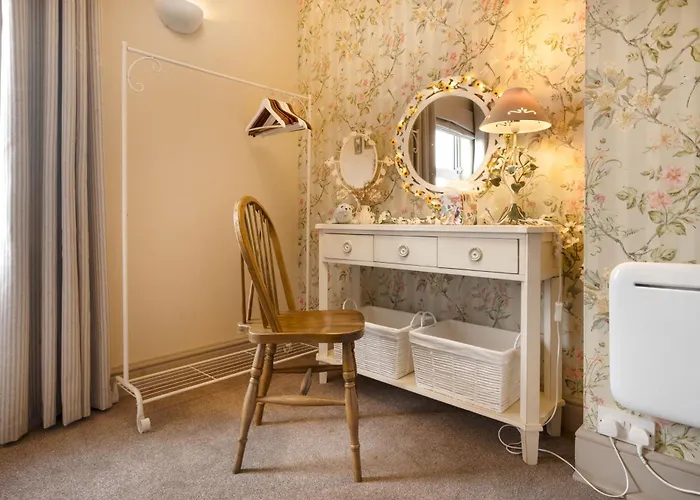 Hillside, * Silecroft